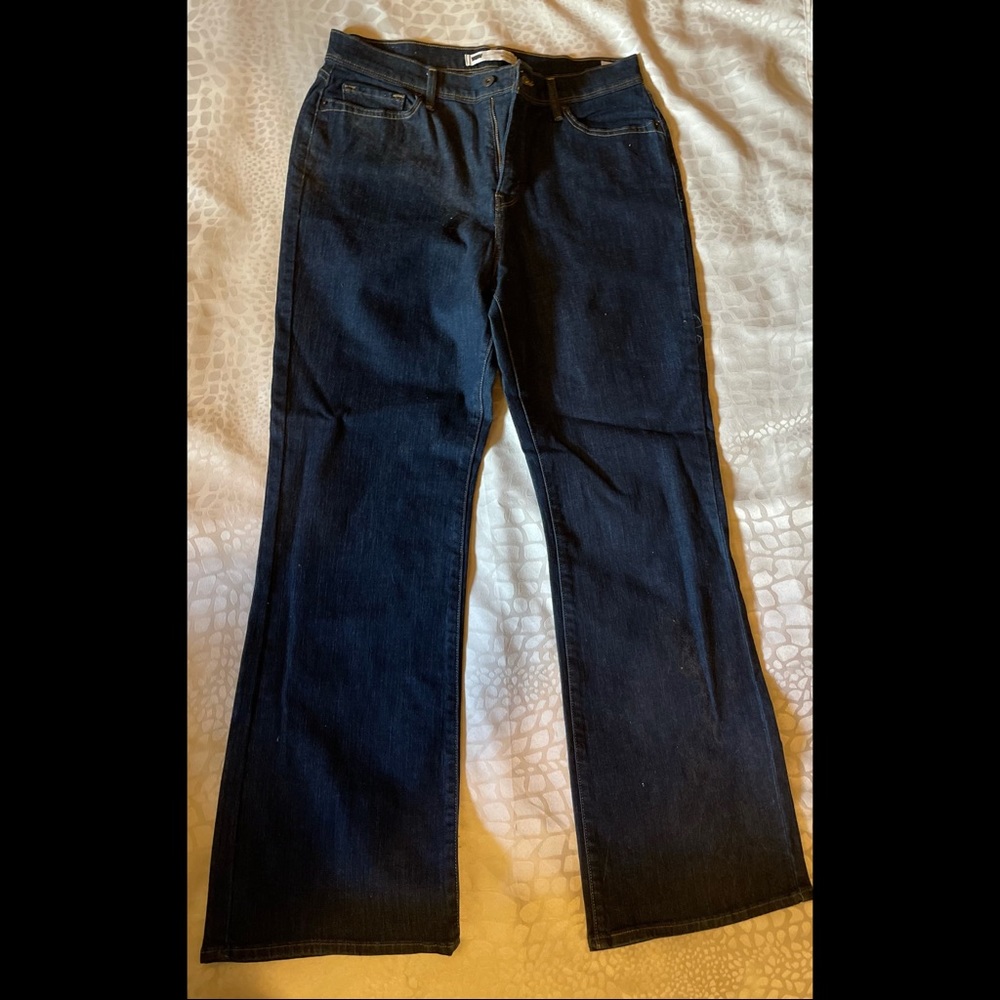 Levi Jeans, dark blue, boot cut, size 16s
